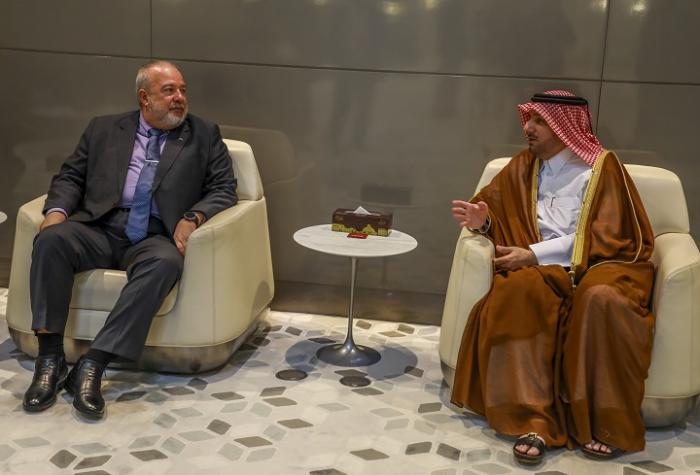 El Primer Ministro Manuel Marrero Cruz visita a Qatar.