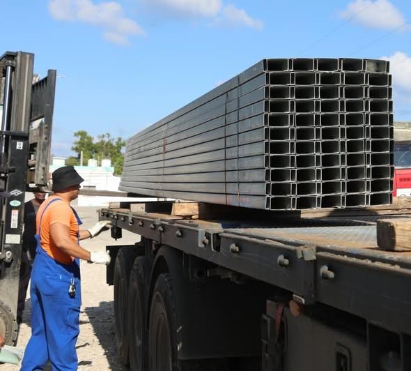  recuperación de escuelas afectadas por el Huracán Melissa