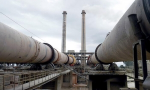 Ni desafiada por Melissa declina Siguaney su espada 