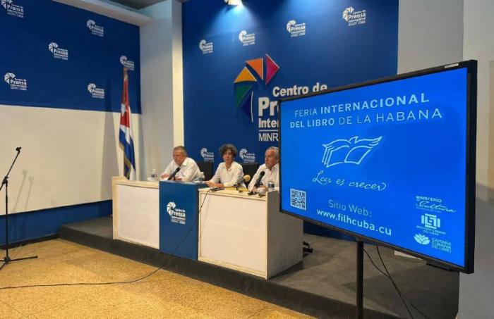 Conferencia de Prensa Feria del libro