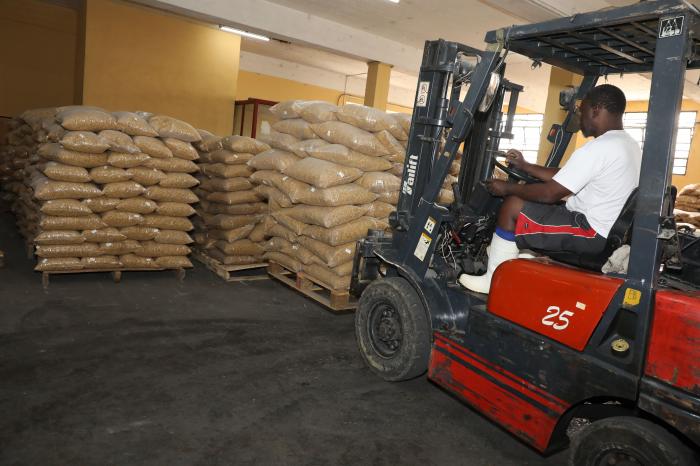 La Pasiega.Producion de pastas para los afectados del ciclon melissa en el oriente cubano