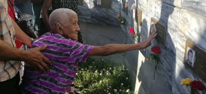 A los mártires, el tributo eterno