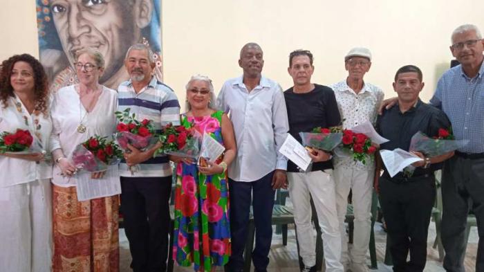 Entregan la Placa Heredia a consagrados artistas