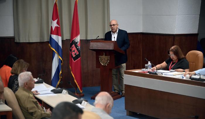 Morales Ojeda convocó a enfrentar la corrupción de manera más decidida y efectiva y sacar los aprendizajes ante cada suceso. FOTO: ESTUDIOS REVOLUCIÓN