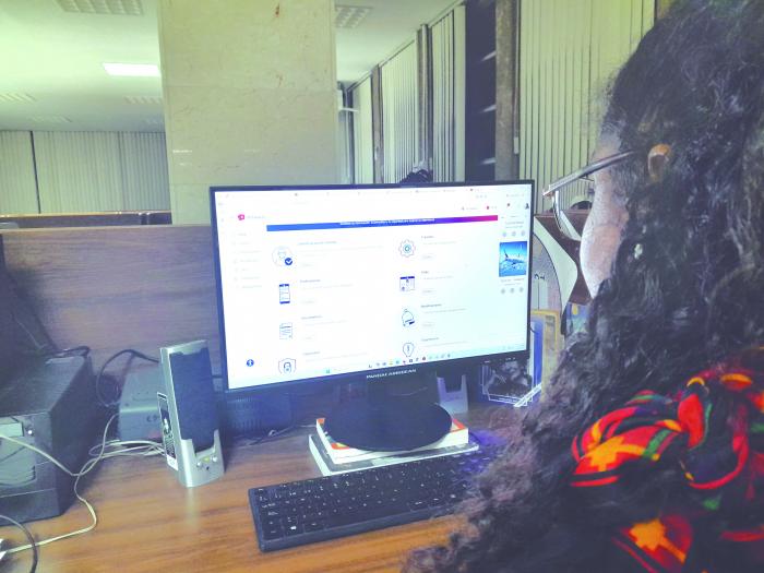 Con los registros civiles digitalizados, el ciudadano, recibirá el documento digitalmente en su perfi l en un
plazo breve. FOTO DE LA AUTORA