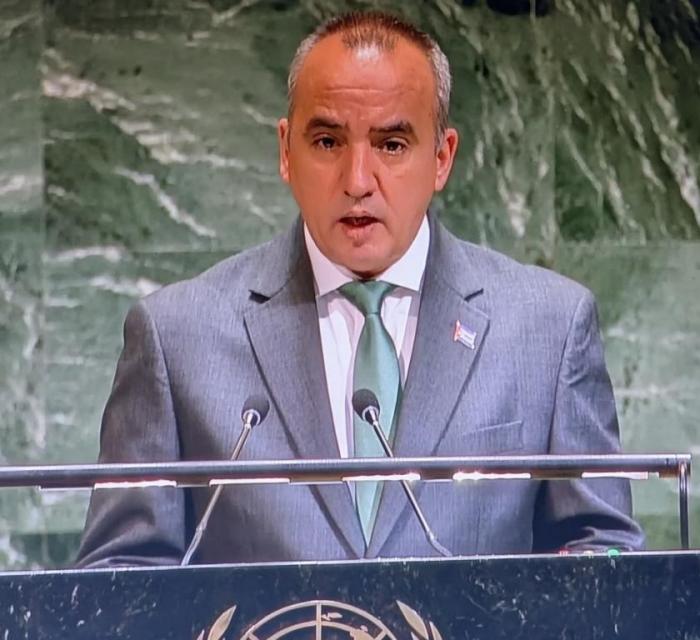 Embajador Ernesto Soberón Guzmán