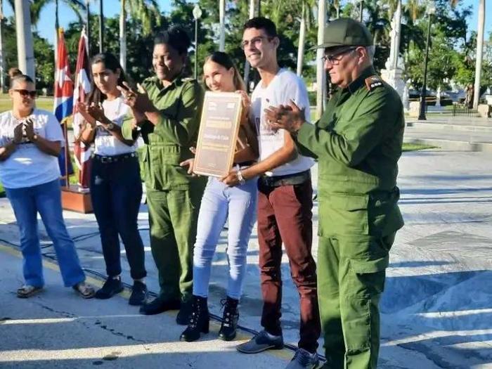 La Generación del Centenario de Fidel celebró en Santiago el aniversario de la FEU