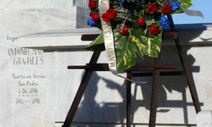 en Acto Político y ceremonia militar 