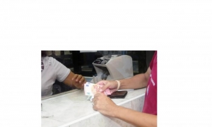 VENTA DE DIVISAS EN CADECA