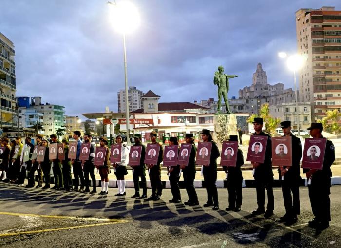 Hoy, Marcha del Pueblo Combatiente