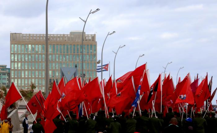 Marcha Combatiente Honor y Gloria en homenaje a Hèroes Caìdos en Venezuela