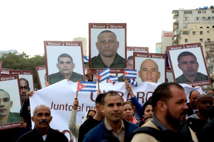 Marcha Combatiente Honor y Gloria en homenaje a Hèroes Caìdos en Venezuela