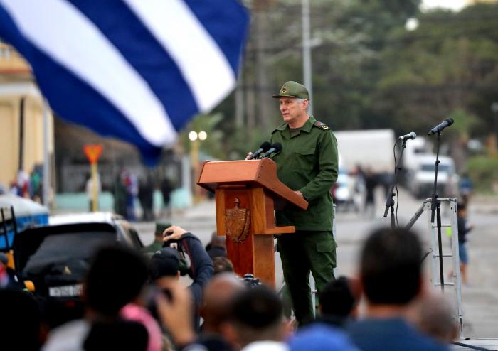Marcha Combatiente Honor y Gloria en homenaje a Hèroes Caìdos en Venezuela
