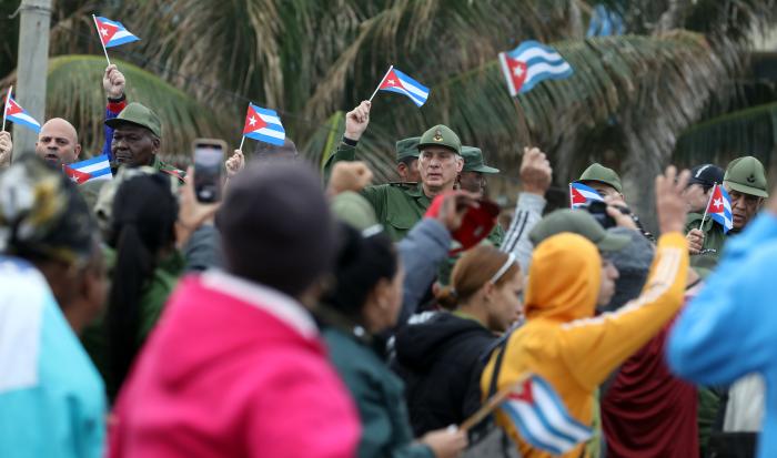 Marcha del pueblo combatiente en homenaje a los héroes caídos en el cumplimiento del deber