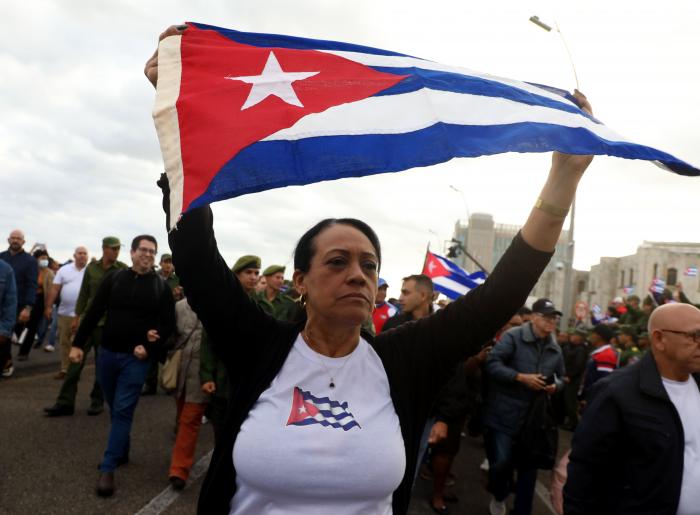 Marcha del pueblo combatiente en homenaje a los héroes caídos en el cumplimiento del deber