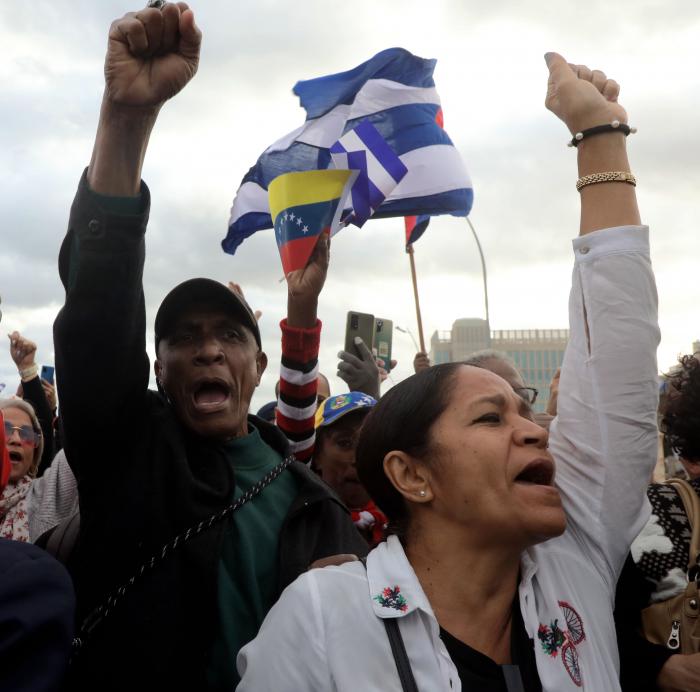 Marcha del pueblo combatiente en homenaje a los héroes caídos en el cumplimiento del deber
