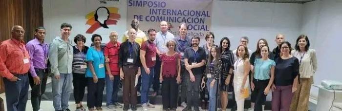 La ciencia también se enfoca en la comunicación social 