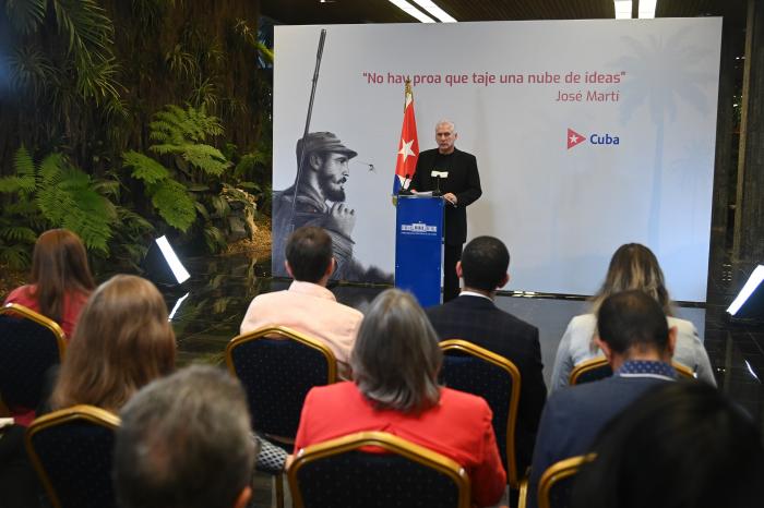 conferencia de Prensa Díaz Canel