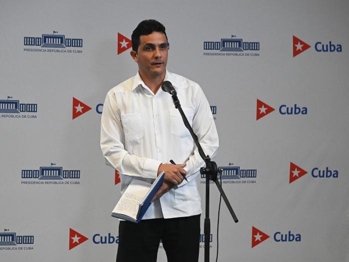 conferencia de Prensa Díaz Canel