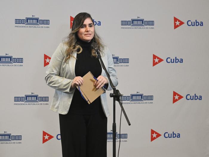 Conferencia de Prensa Díaz Canel