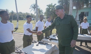 Las nuevas generaciones deben estar listas para defender la Revolución. FOTO: ESTUDIOS REVOLUCIÓN