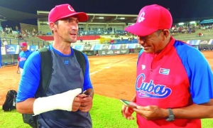 Cuba, además, ha sufrido la lesión de una de sus bujías, el receptor Reinier Vera. FOTO TOMADA DEL PERFIL DE FACEBOOK DE GUILLERMO RODRÍGUEZ