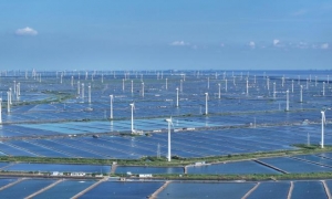 El desarrollo verde de China aprovecha las ventajas de la energía eólica.  