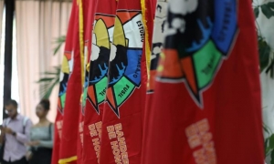 Acto de condecoraciones a jóvenes