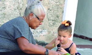 Poner el libro al alcance de todos sigue siendo en Cuba un propósito de alta prioridad.  foto: Dunia Álvarez Palacios