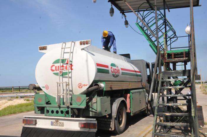 «Ya se trabaja en la descarga, luego el procesamiento, la distribución y el uso racional de este embarque», informó el Presidente. 