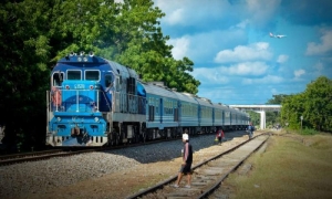 Sostienen conectividad nacional ferroviarios de Holguín