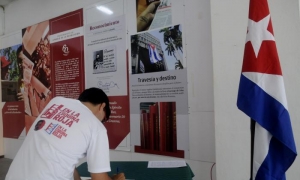 Acto de entrega de diplomas por años de servicios en el Partido