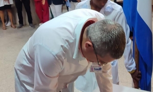 Girón se libra hoy en cada quirófano y cada firma