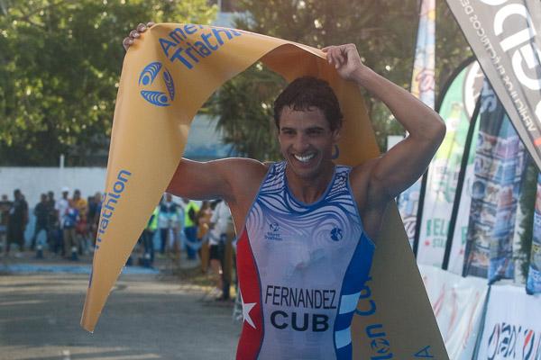 Los jóvenes deportistas realizan actuaciones merecedoras de confianza, de cara al futuro. 