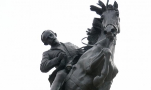 Réplica de la estatua de Jose Marti en el Park Center, Nueva York, de la autoría de  Anna Hyatt Huntington que fue develada el  28 de enero 1960