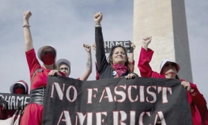 Gobierno de Estados Unidos declara terroristas a manifestantes antifascistas.
