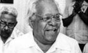 Nicolás Guillén, Poeta Nacional de Cuba