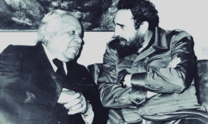 Fidel junto a Nicolàs Guillèn