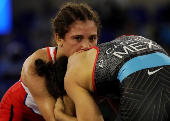 lucha femenina cubana