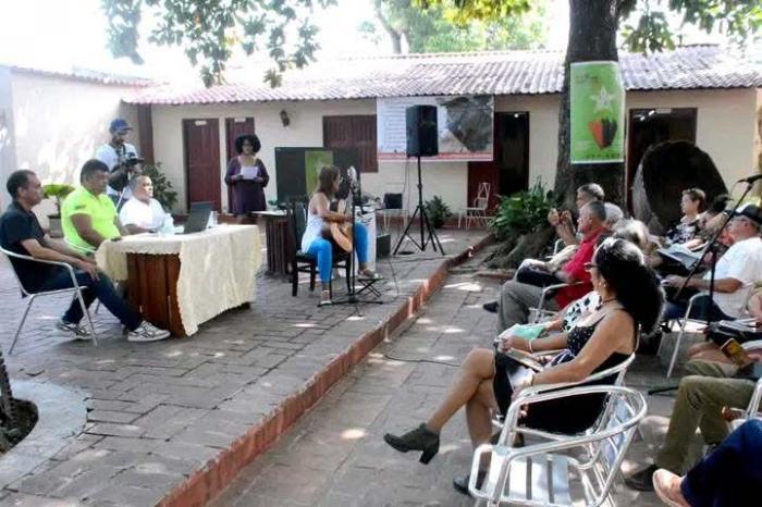  34 Feria del Libro de Granma