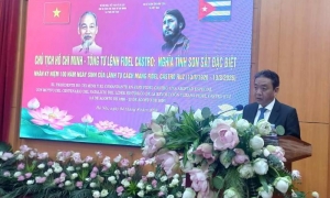 Fidel Castro con Vietnam