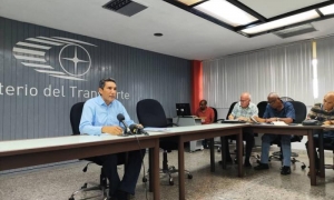  vehículos armados por partes 