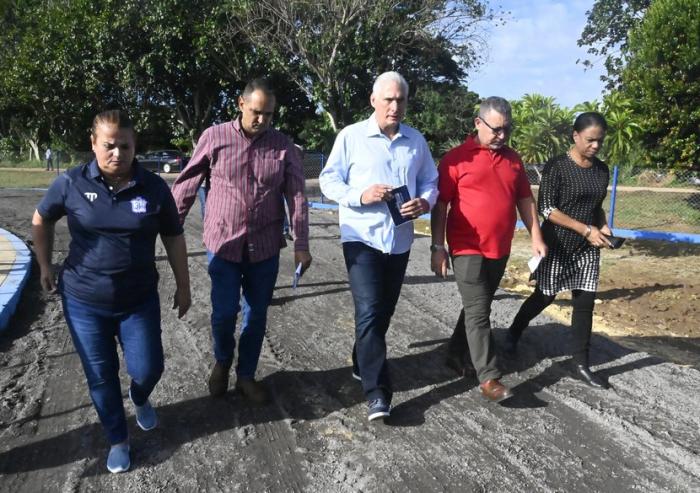 Presidente Díaz-Canel chequea Programa Integral de Abasto de Agua en La Habana