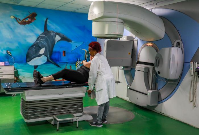 Acto por el Día Mundial de lucha contra el cancer de mama en el Instirtuto Nacional de oncología y radiología.