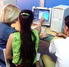 mi8-1.jpg (13096 bytes)