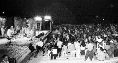 mi8-2.jpg (10494 bytes)