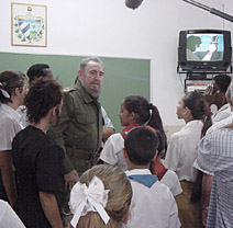 escuela33r.jpg (26101 bytes)