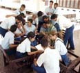 vi3-4r.jpg (14369 bytes)