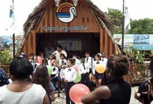 ju6-3.jpg (18600 bytes)