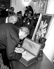 vi5-1.jpg (16315 bytes)